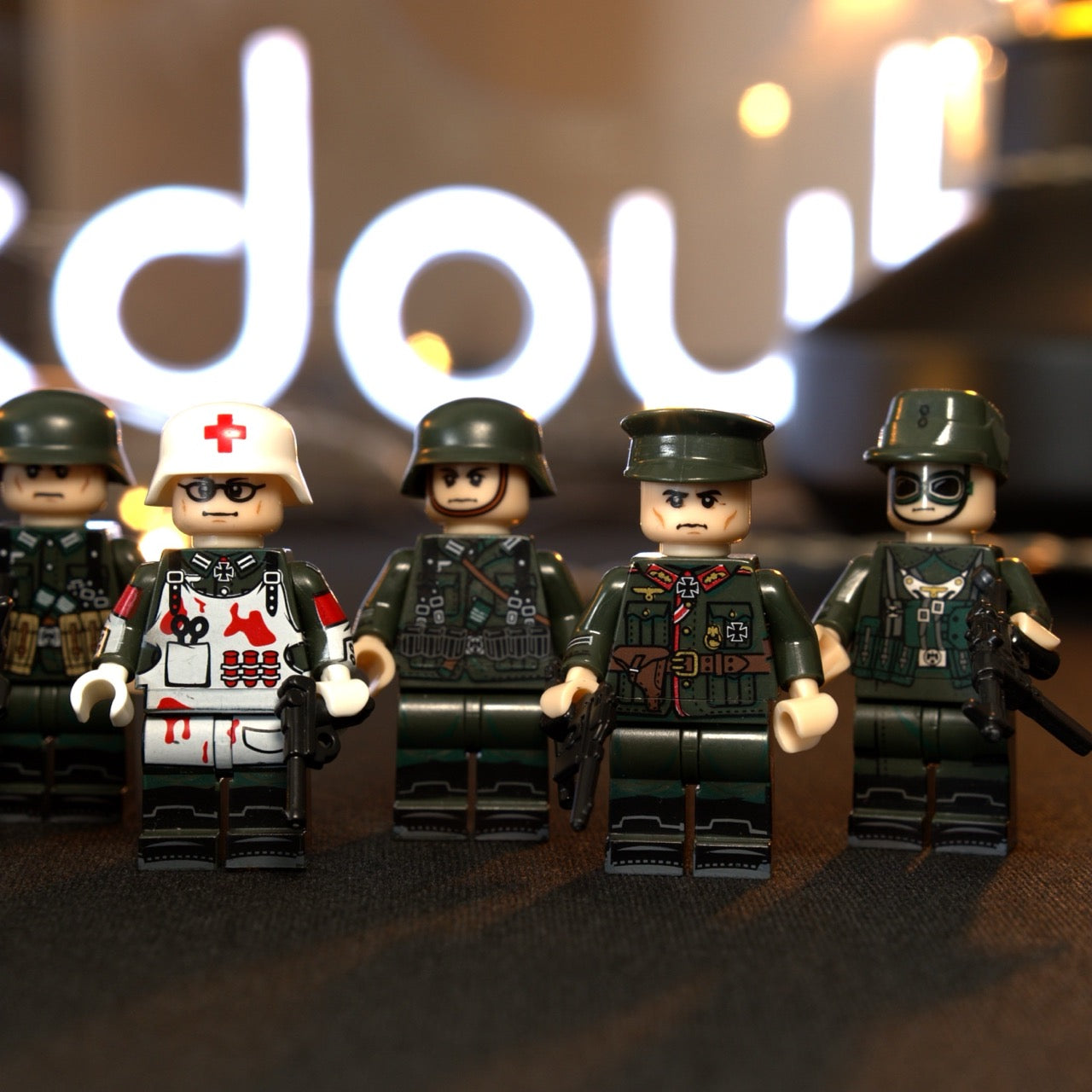 Custom made WW2 German Gruppe minifigures | 8 PCS